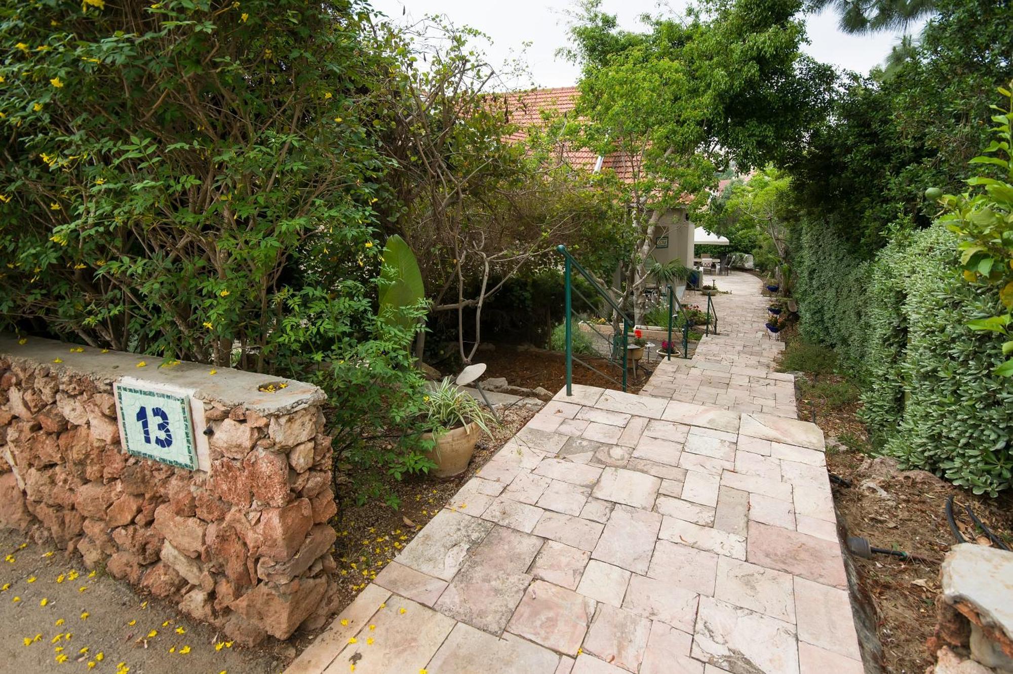 Homey Suite In Zichron Yaakov Zikhron Yaakov Bagian luar foto
